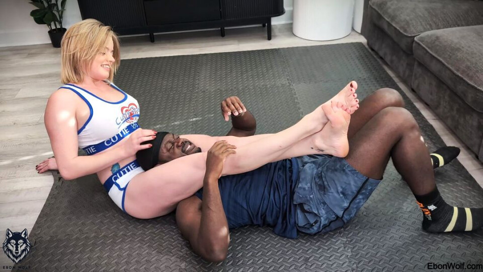 Sage Pillar: Scissorhold Domination